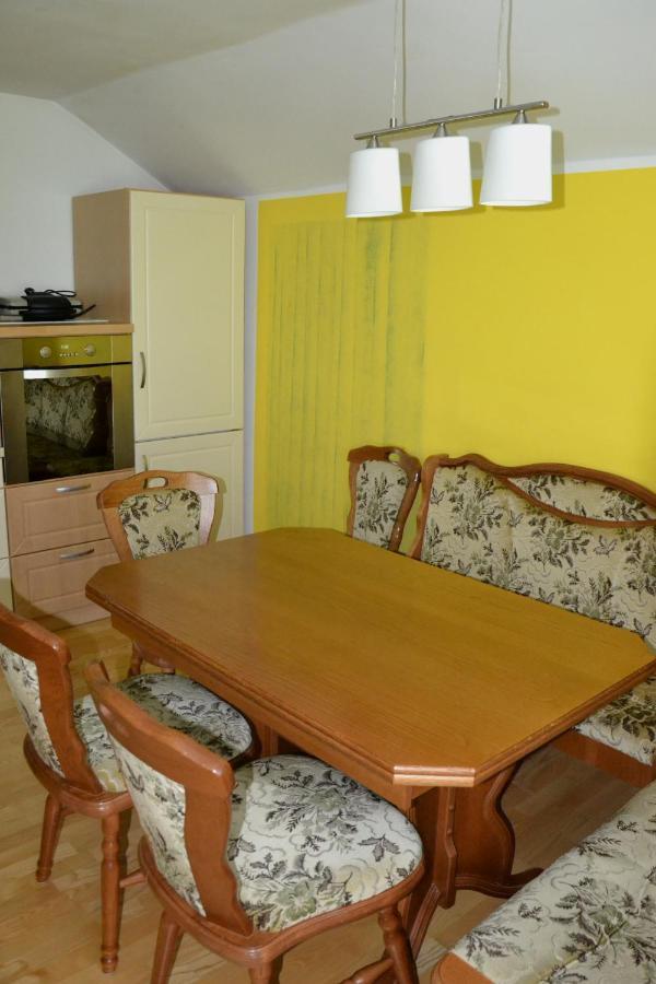 Apartma Ob Potoku Luče 外观 照片