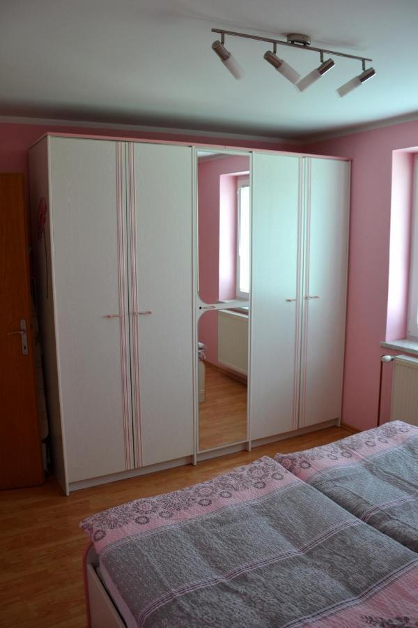 Apartma Ob Potoku Luče 外观 照片