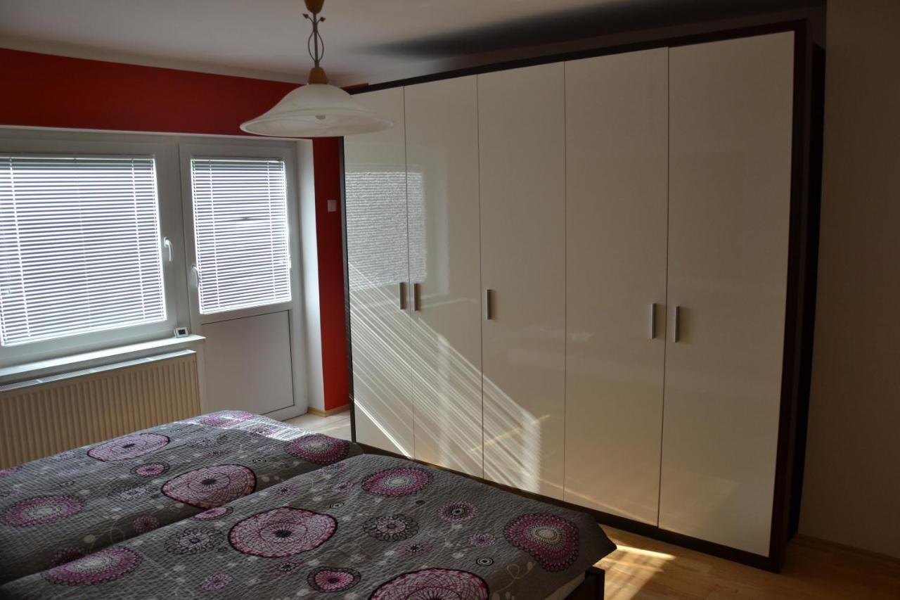 Apartma Ob Potoku Luče 外观 照片