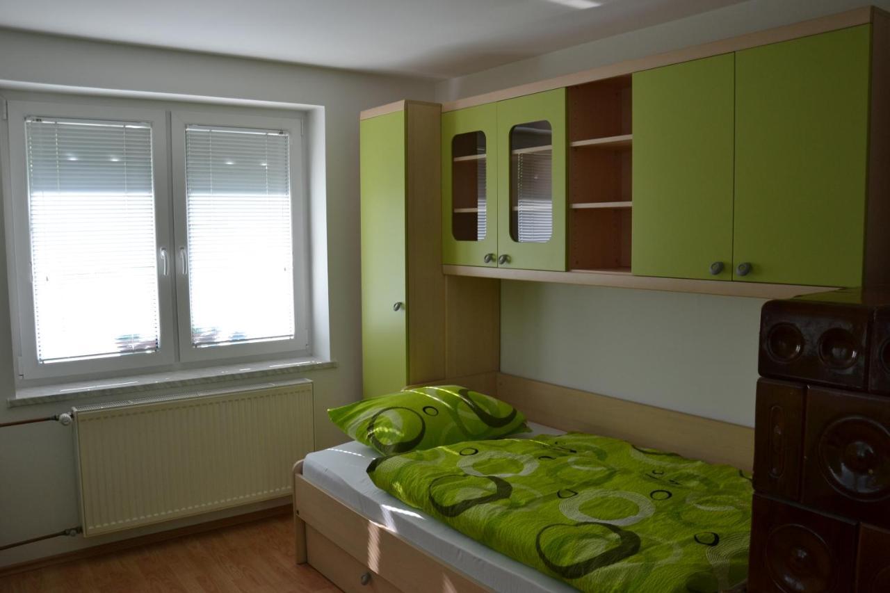 Apartma Ob Potoku Luče 外观 照片